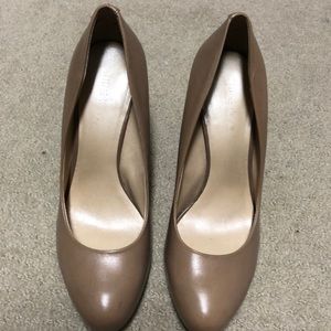 Nine West block heel pumps